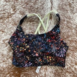 ✨Lululemon Floral Free to be bra✨